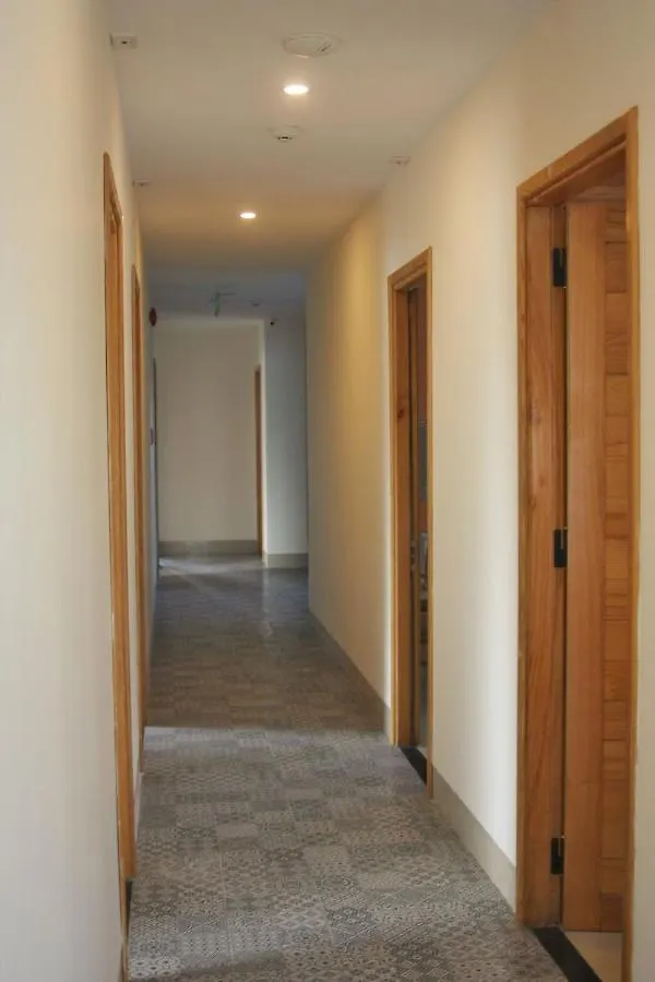 Marigold Hotel & Apartment Da Nang